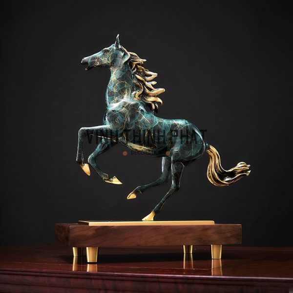 Tượng ngựa phong thủy - vinhthinhphatdecor.com