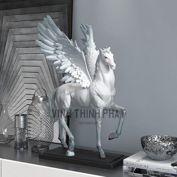 Tượng ngựa thiên thần để bàn - vinhthinhphatdecor.com