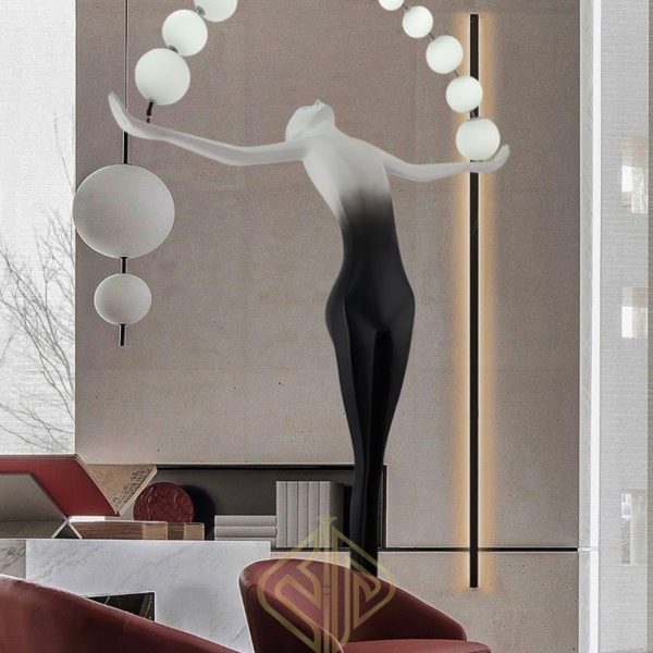 Tượng người ôm bóng 04 - vinhthinhphatdecor.com